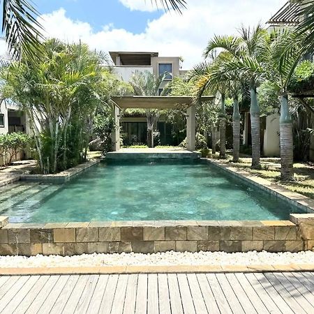 Stunning 3-Bedroom Apartment With Private Rooftop Terrace & Gorgeous Pool Flic-en-Flacq Εξωτερικό φωτογραφία