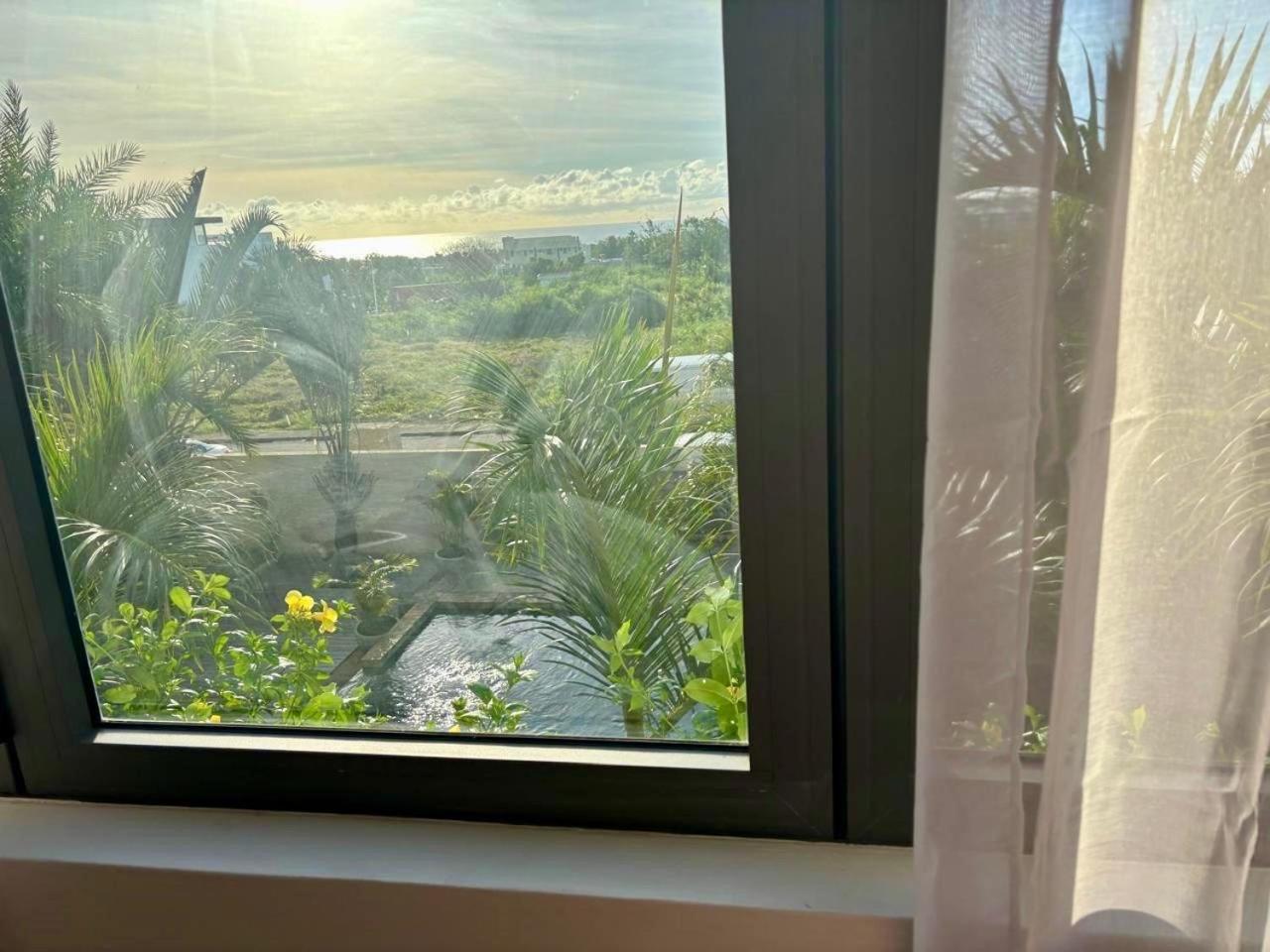Stunning 3-Bedroom Apartment With Private Rooftop Terrace & Gorgeous Pool Flic-en-Flacq Εξωτερικό φωτογραφία